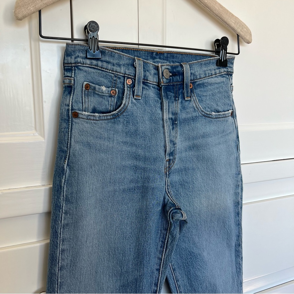 Levi’s 501 Skinny - Picture 4 of 9